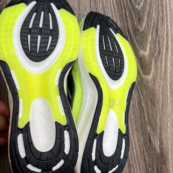 NWT Adidas Pureboost 22 Solar Yellow Sneakers - Picture 5 of 7